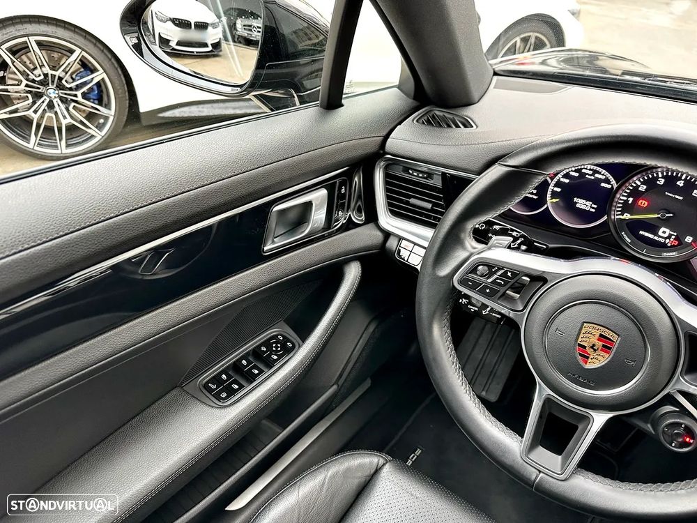 Porsche Panamera 4 E-Hybrid - 16