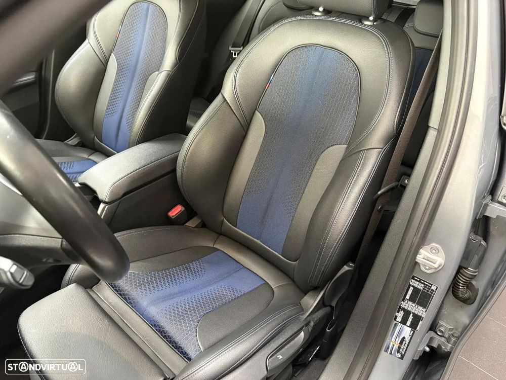 BMW 116 d Pack Desportivo M Auto - 7