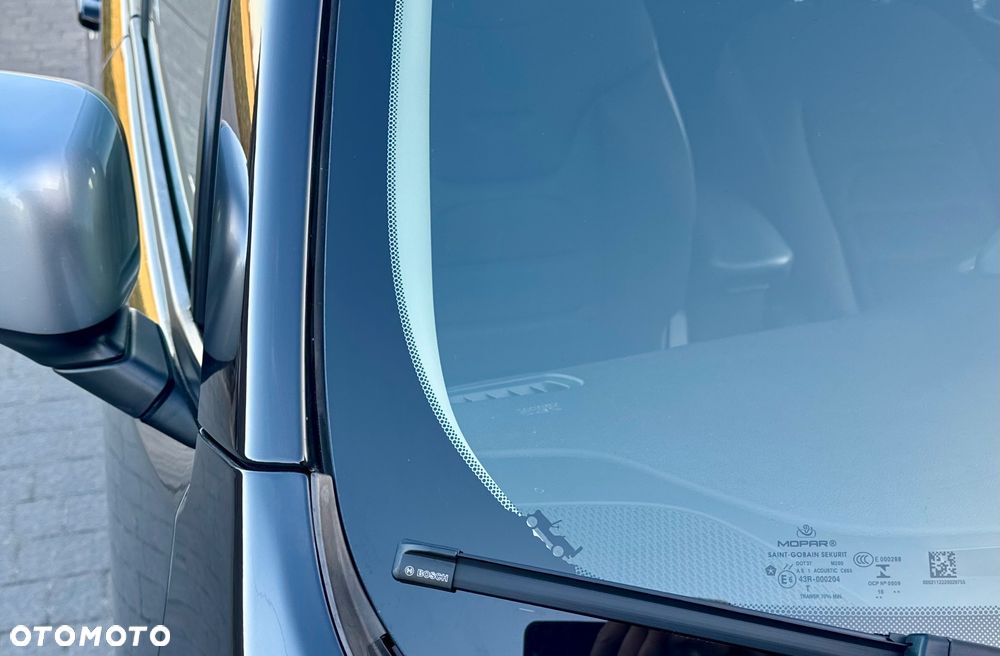Jeep Renegade 1.4 MultiAir Limited 4WD S&S - 28