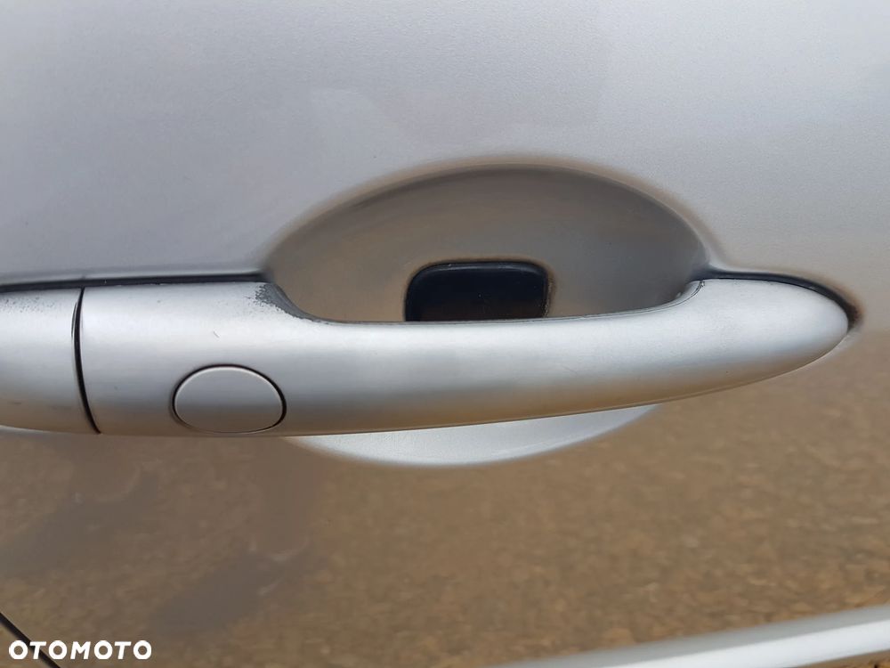 Renault Scenic 2.0 16V Exception - 27