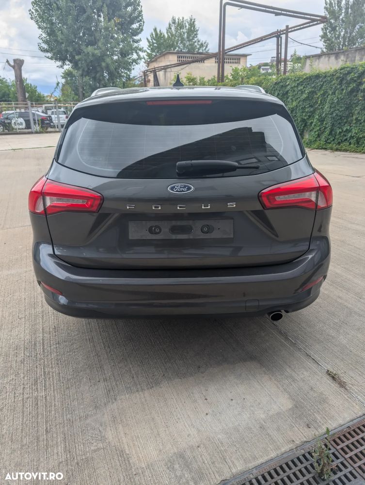 Ford Focus 1.5 EcoBlue Connected - 6