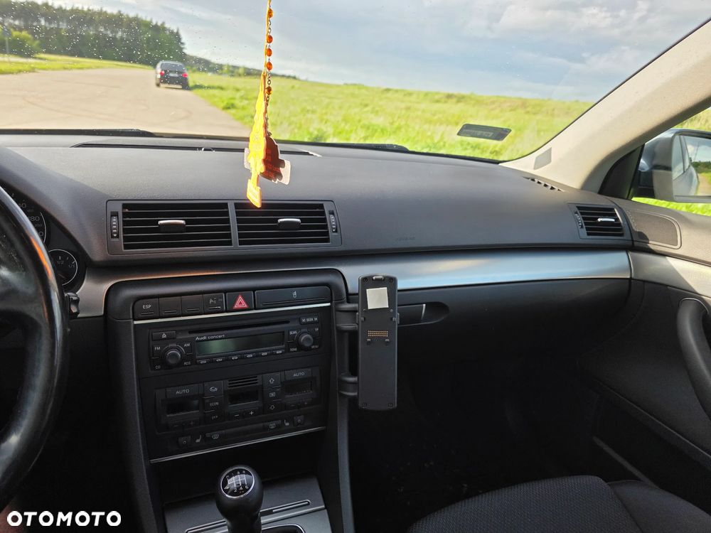 Audi A4 Avant 1.8 T - 14