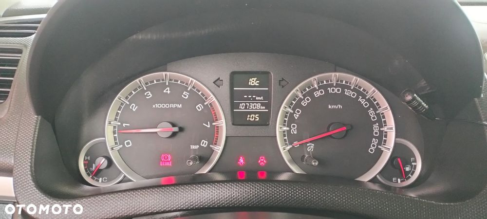 Suzuki Swift - 40