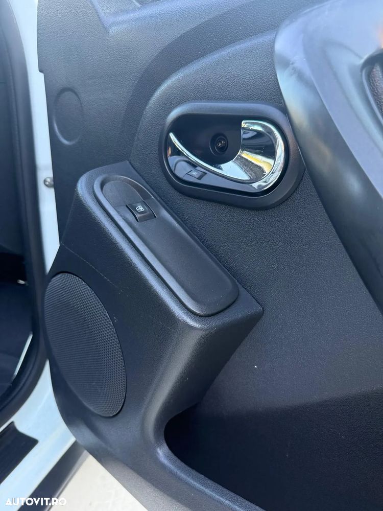 Dacia Duster 1.5 dCi 4WD Comfort - 17