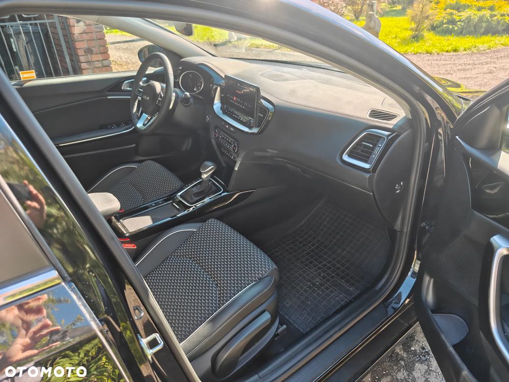 Kia Ceed 1.5 T-GDI Tribute DCT - 12