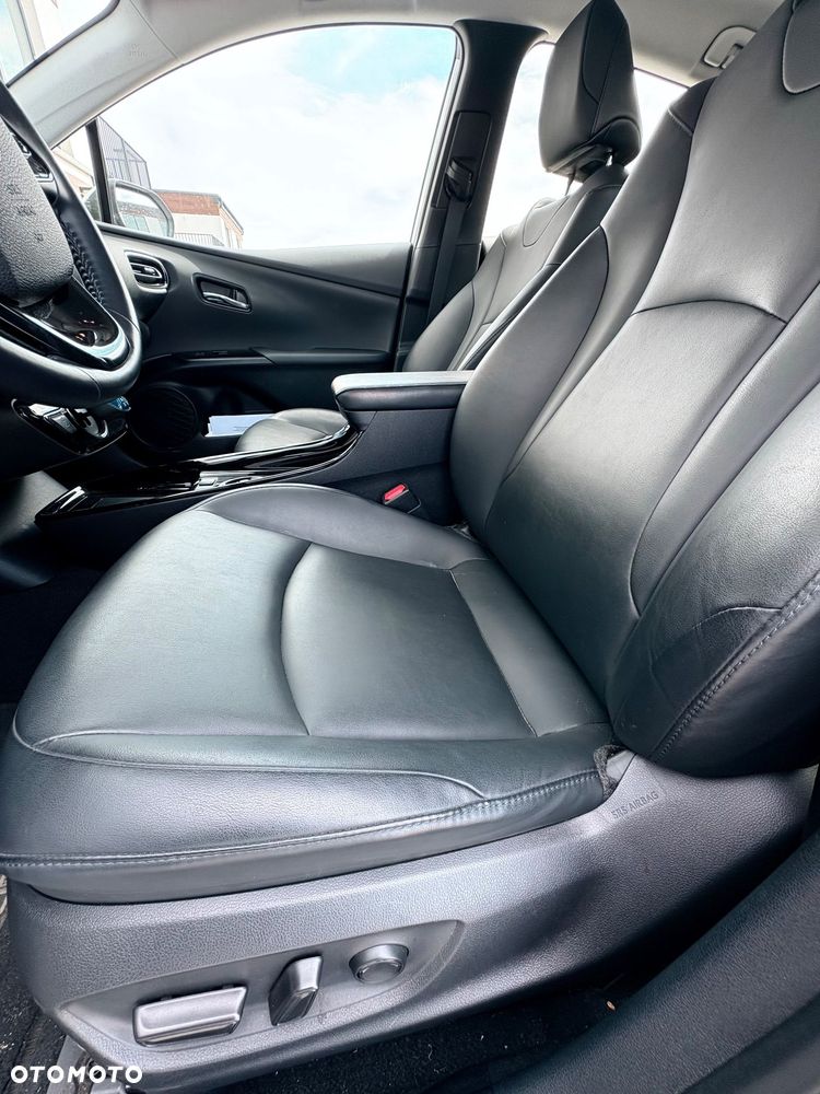 Toyota Prius 1.8 Hybrid Executive - 4