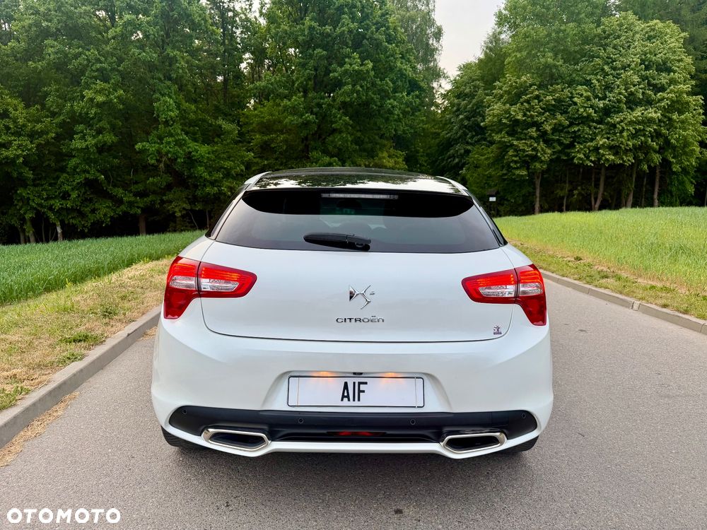 Citroën DS5 HDi 165 SoChic - 5