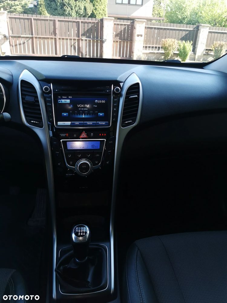 Hyundai i30 1.6 CRDi Premium - 12