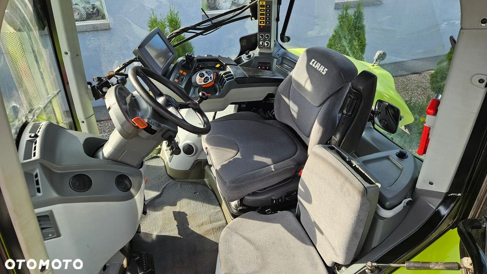Claas Axion 920 - 24