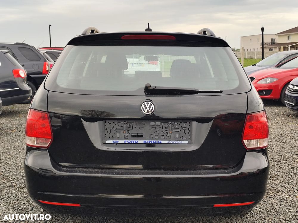 Volkswagen Golf ver-1-6-tdi-4motion-bluemotion-technology-comfortline - 3