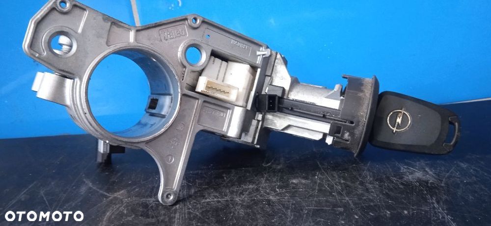 Stacyjka kluczyk Opel Astra H III 2421430 - 1