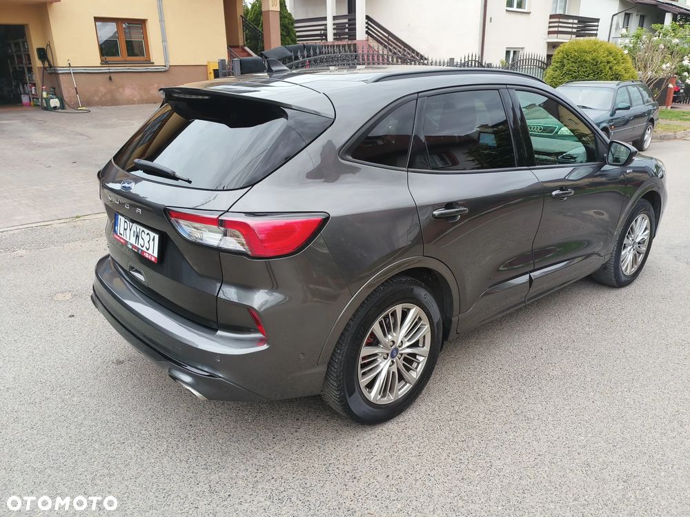 Ford Kuga 2.0 EcoBlue 4x4 ST-LINE X - 24