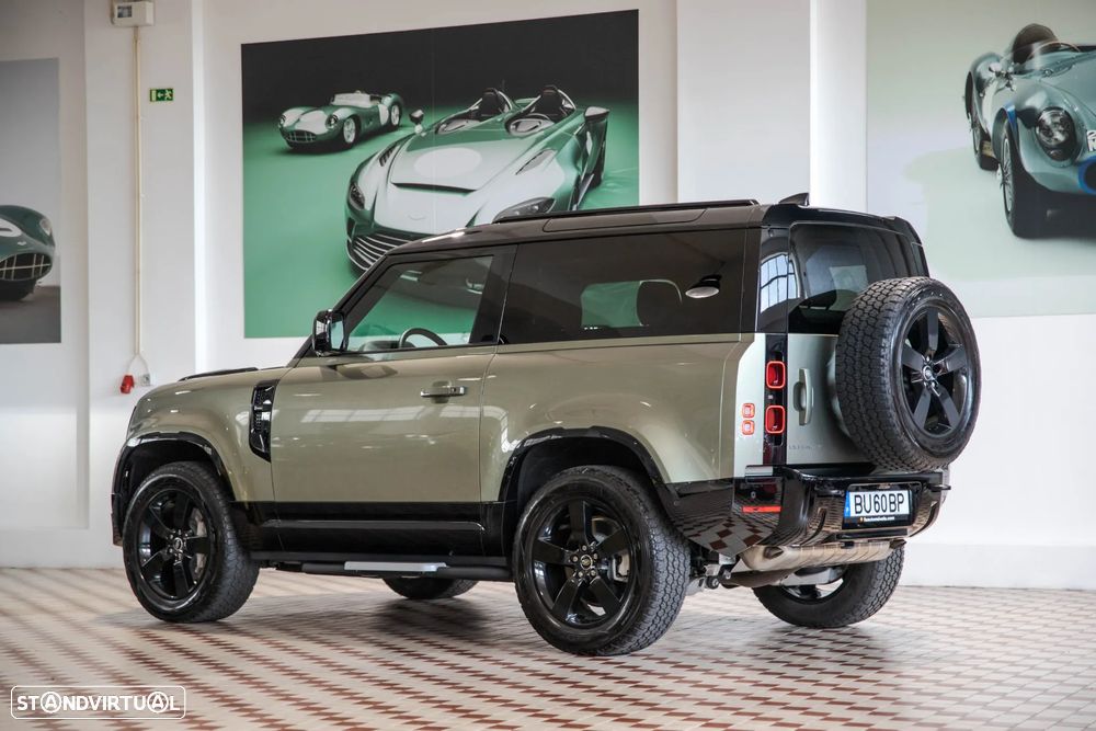 Land Rover Defender 3.0 I6 90 AWD X-Dynamic S - 3