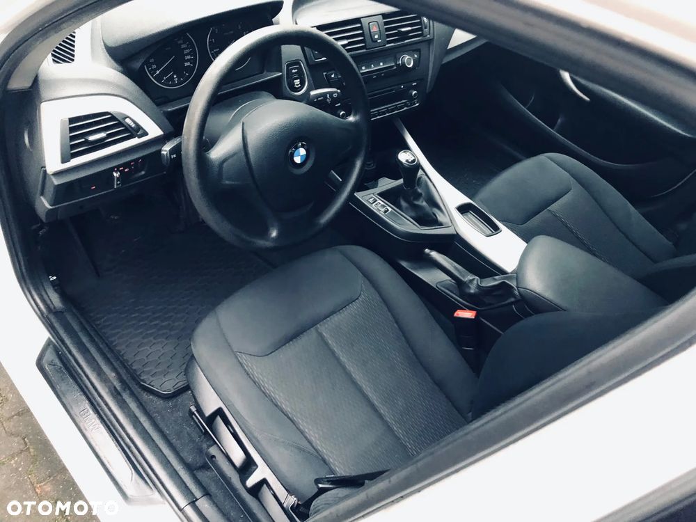 BMW Seria 1 114i - 7
