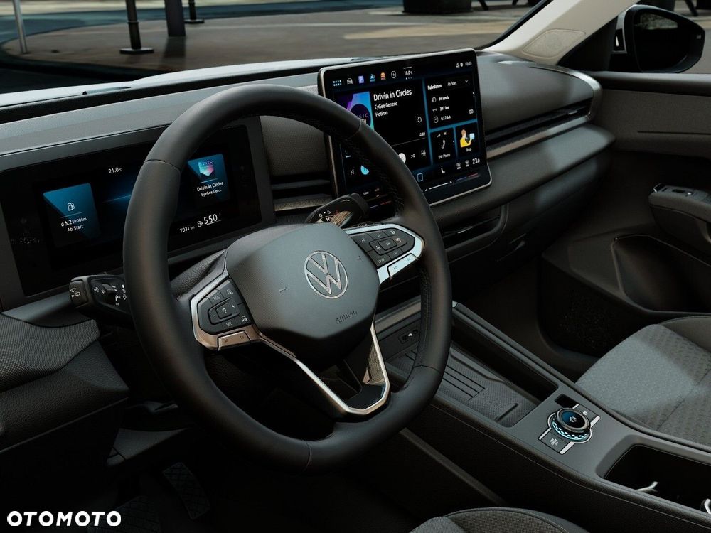 Volkswagen T-Roc - 9