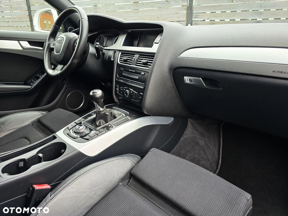 Audi A4 Limousine 2.0 TDI DPF S line Sportpaket - 20