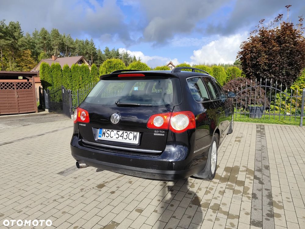 Volkswagen Passat - 18