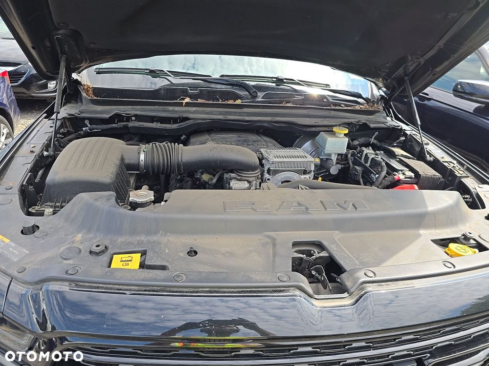 RAM 1500 5.7 Crew Cab Limited - 11