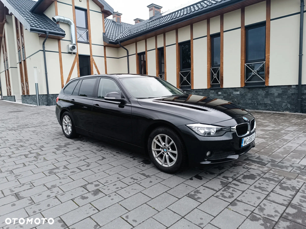 BMW Seria 3 318d