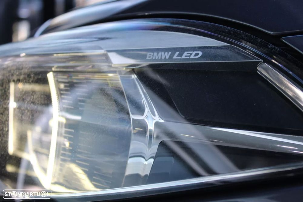 BMW 116 d Pack Desportivo M Auto - 30