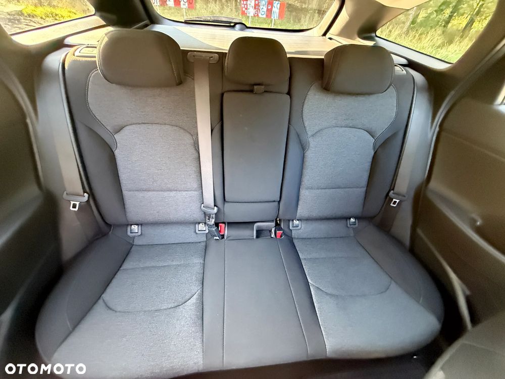 Hyundai i30 1.5 T-GDI 48V Comfort DCT - 35