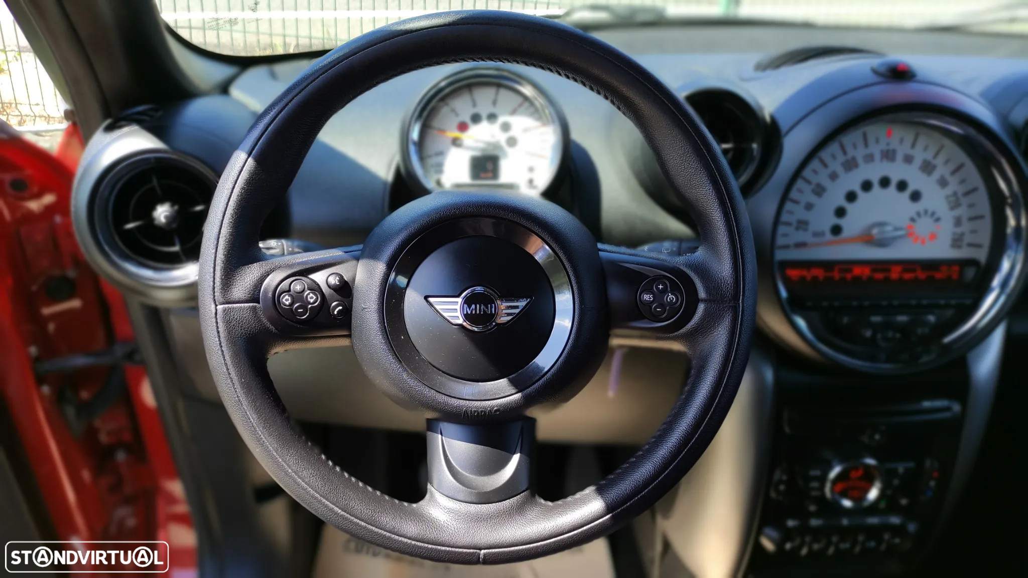MINI Paceman Cooper D ALL4 - 12