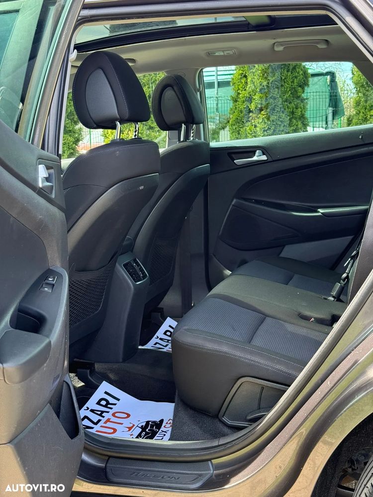 Hyundai Tucson blue 1.7 CRDi 2WD DCT Premium - 11