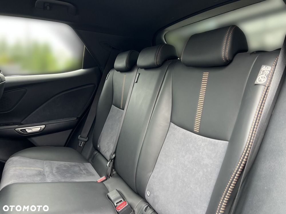 Lexus LBX 1.5 Hybrid Cool - 13