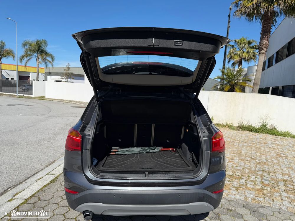 BMW X1 16 d sDrive Line Sport - 12