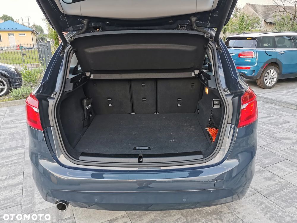 BMW Seria 2 216i Advantage - 9