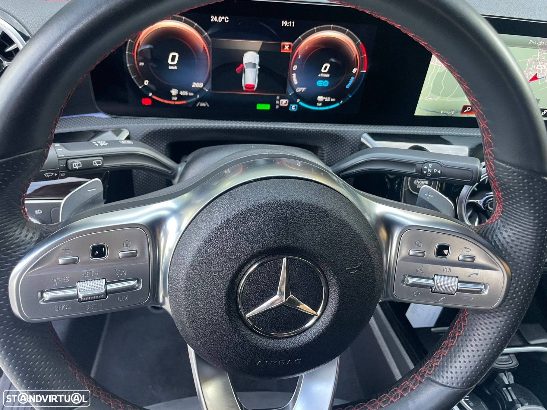 Mercedes-Benz CLA 250 e Shooting Brake AMG Line - 16
