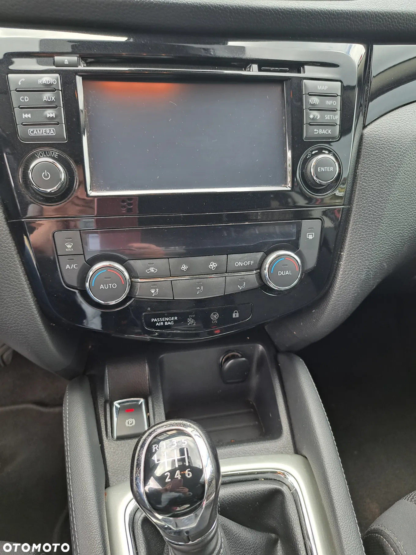 Nissan Qashqai 1.5 dCi N-Connecta EU6 - 3