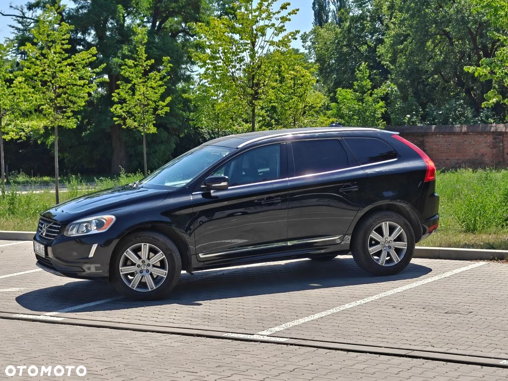 Volvo XC 60 T5 Drive-E Momentum - 4