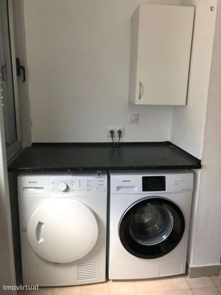 Quarto - localizado em Bela Vista Lisbon - Grande imagem: 3/11