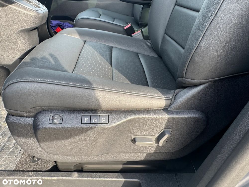 Peugeot Traveller 2.0 BlueHDi Long Business VIP EAT8 - 12