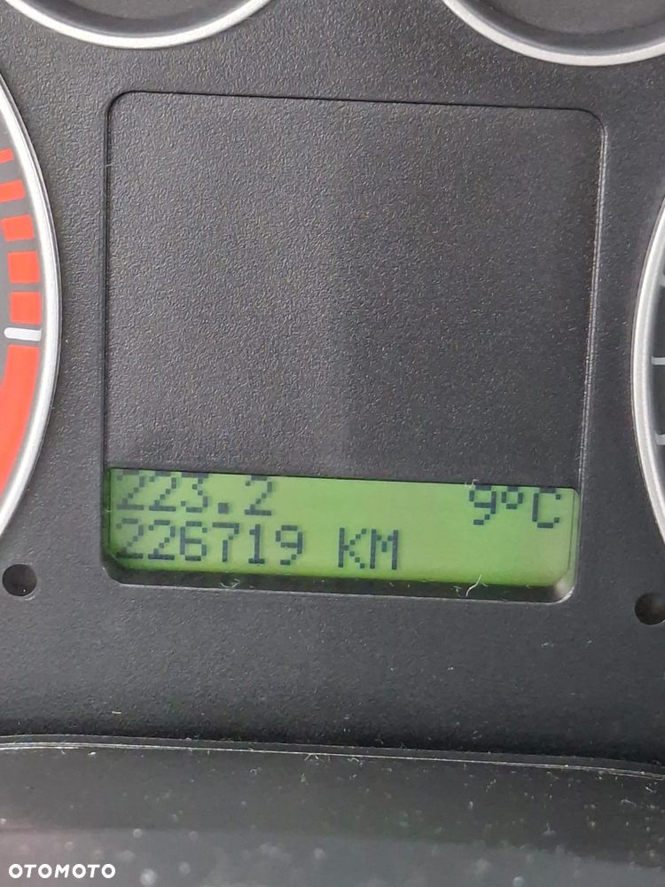 Ford Focus 1.6 16V Ambiente - 16