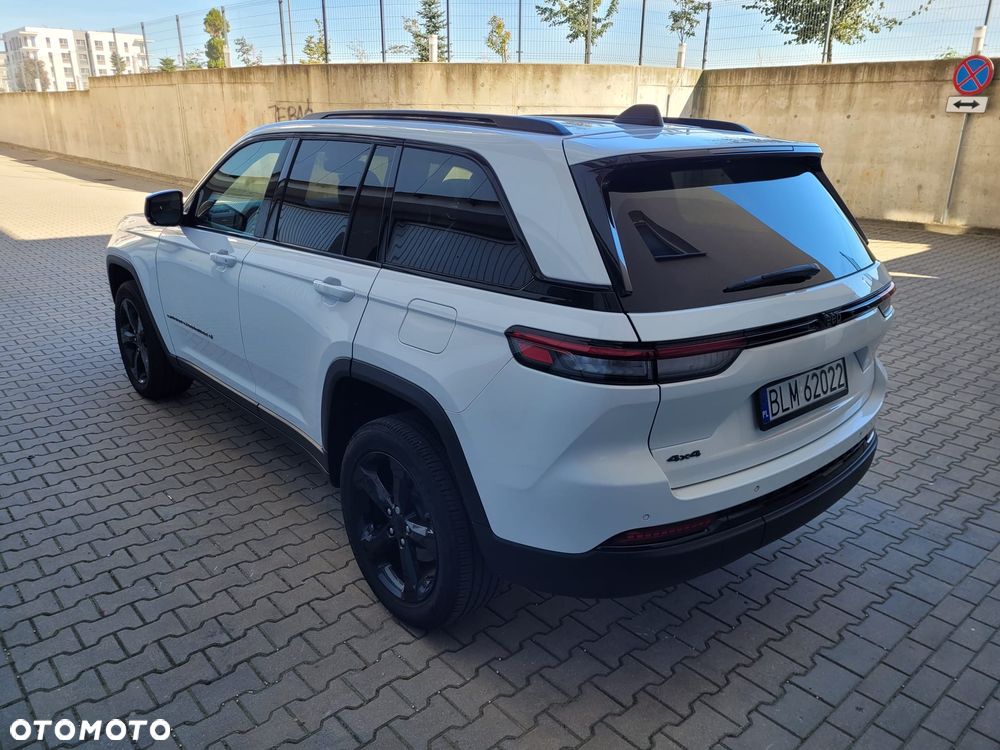 Jeep Grand Cherokee - 6