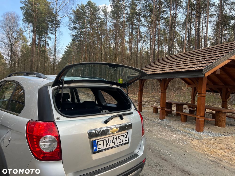 Chevrolet Captiva - 23