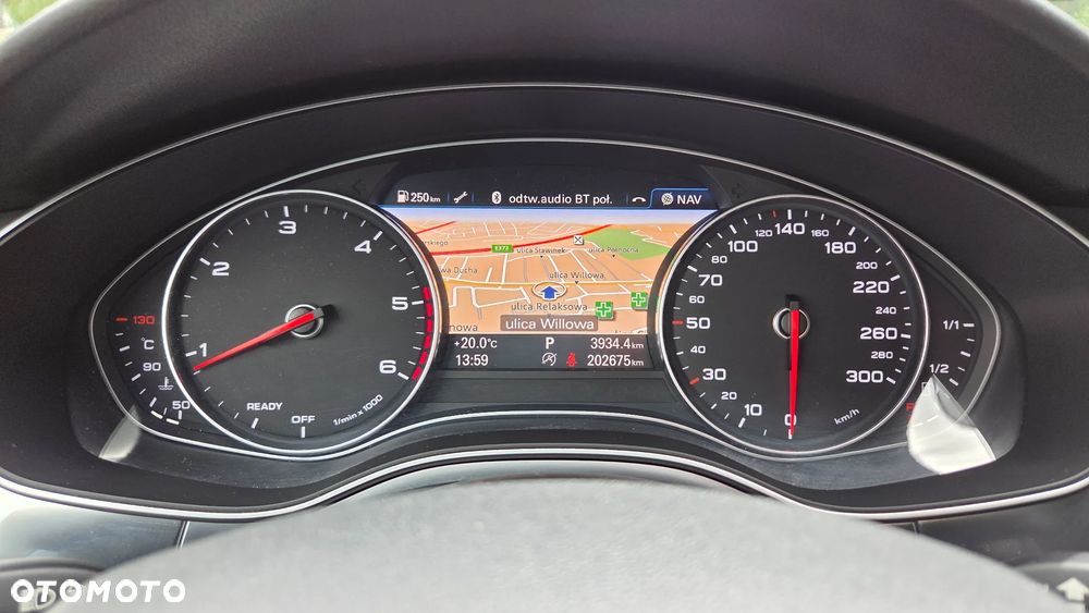 Audi A6 Avant 2.0 TDI Ultra S tronic - 16