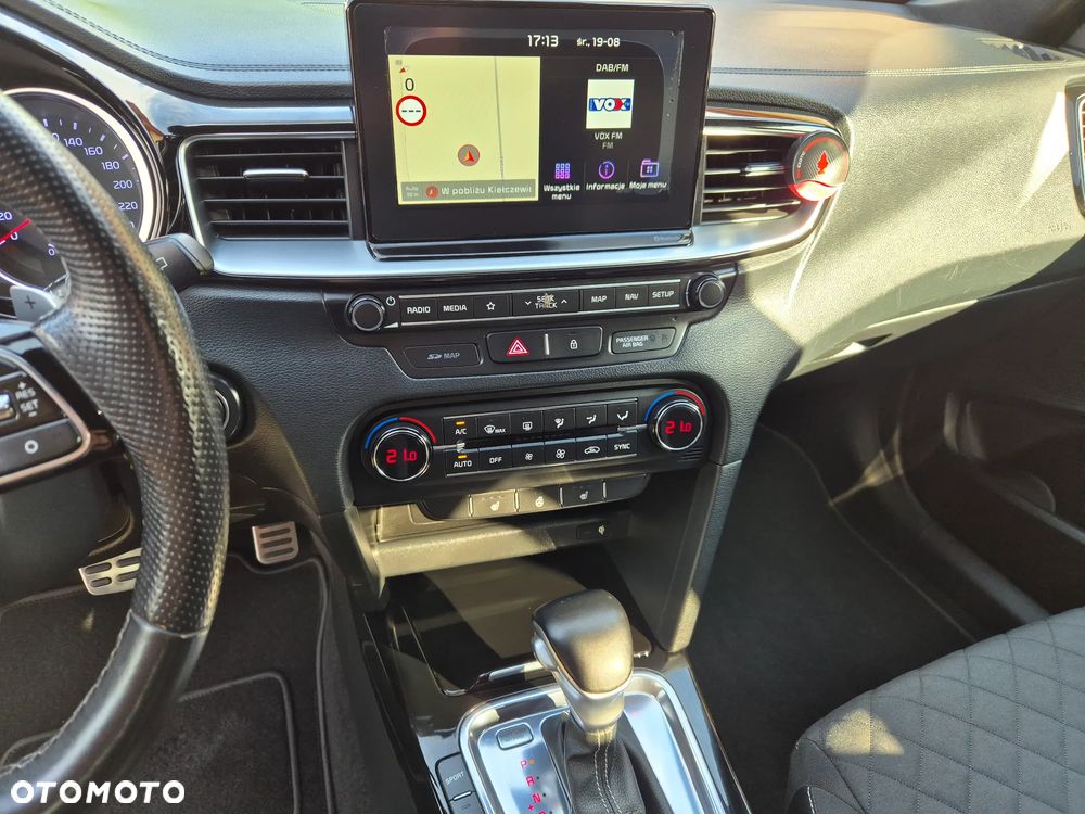 Kia ProCeed 1.6 CRDi GT Line DCT - 27