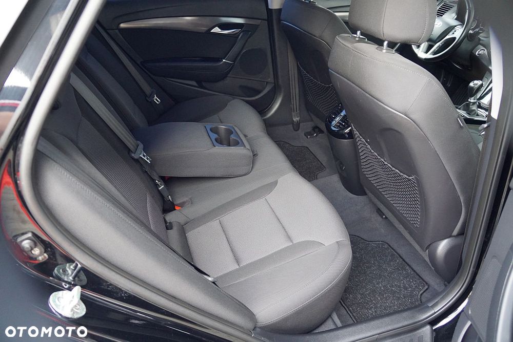 Hyundai i40 1.7 CRDi Premium - 17