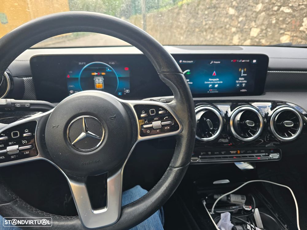 Mercedes-Benz CLA 180 d Shooting Brake Progressive Aut. - 2