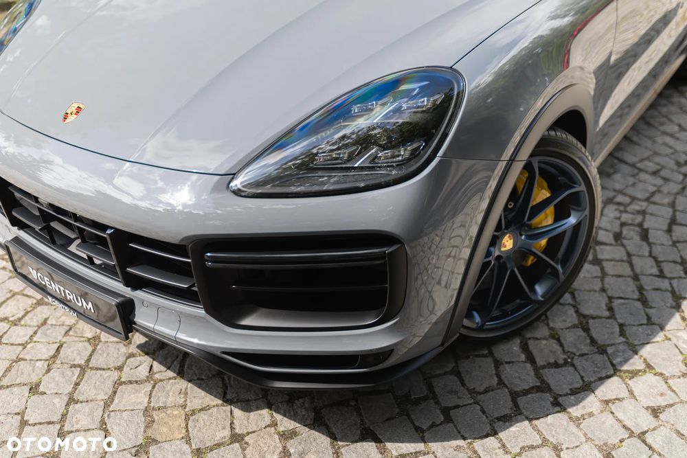 Porsche Cayenne Turbo GT - 3