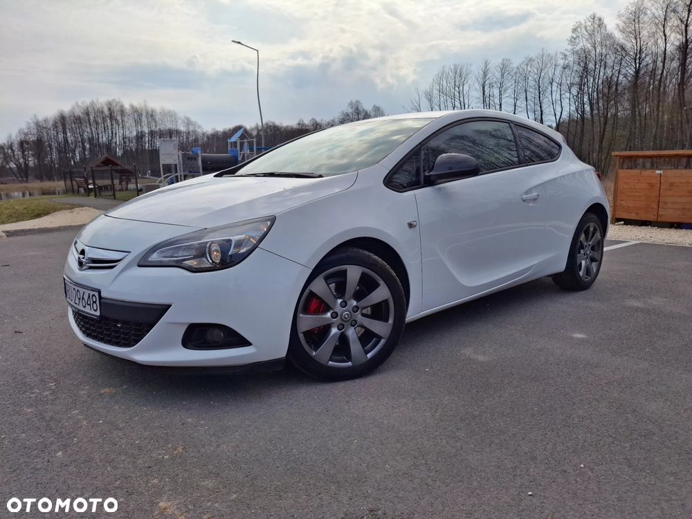 Opel Astra 1.7 CDTI DPF - 1
