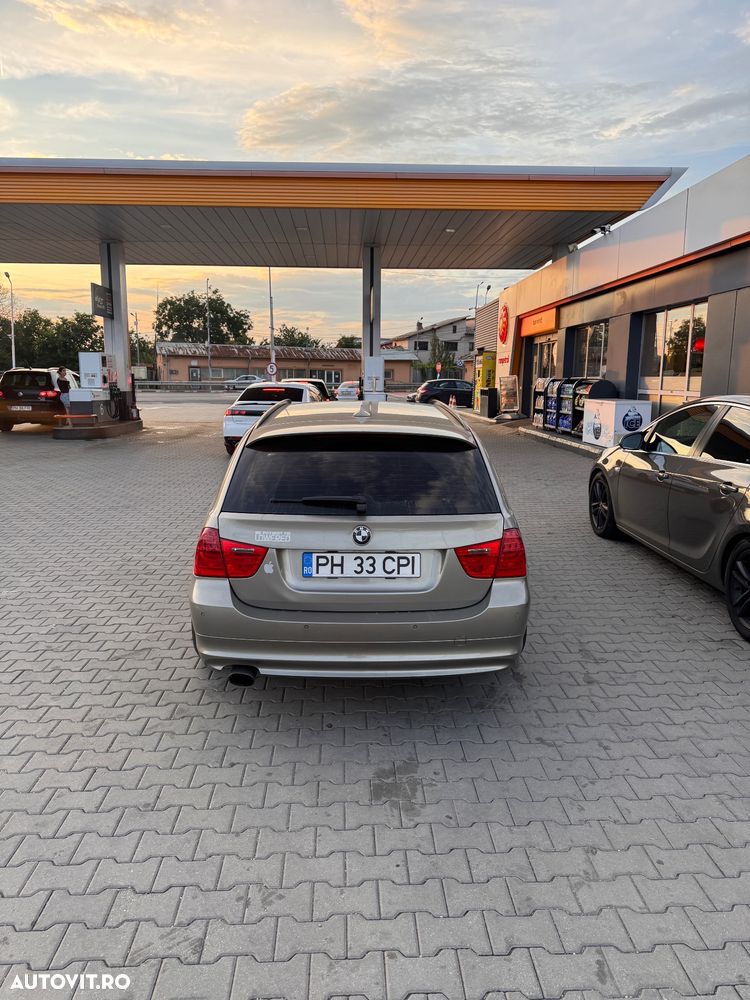 BMW Seria 3 320d DPF Edition Sport - 3