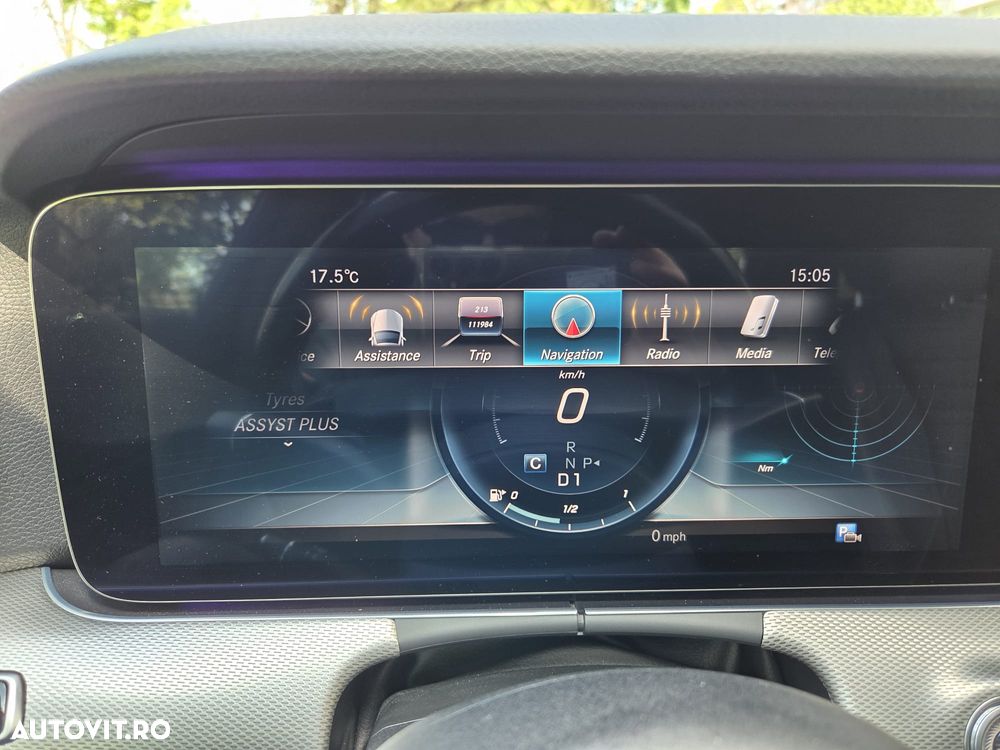 Mercedes-Benz E - 16