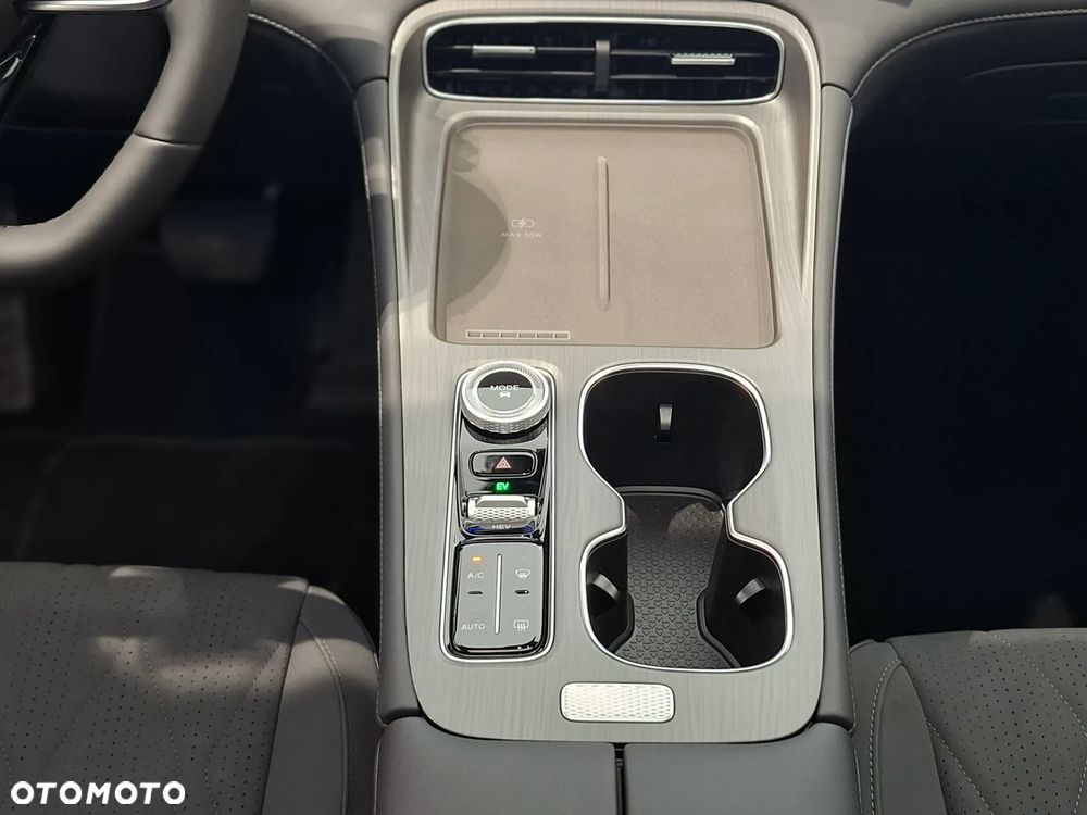 Chery Tiggo 8 1.5 T-GDI Super Hybrid Prestige DCT - 13