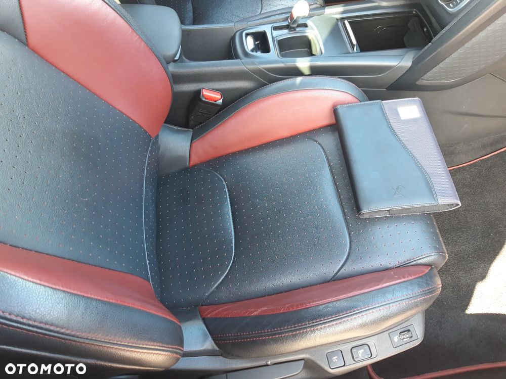 Citroën DS4 e-HDi 115 ETG6 Urban Show - 7