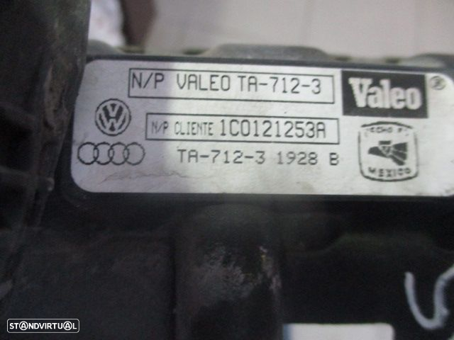 Radiador Agua 1C0121253A VW BEETLE 2000 1.9TDI - 2