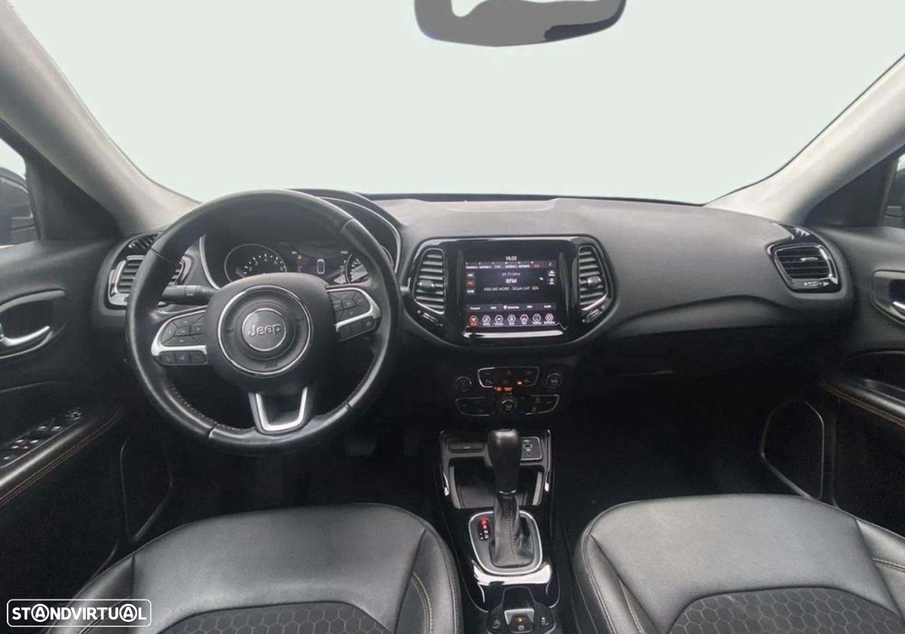 Jeep Compass 1.3 T Limited DCT - 12